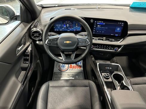 Used 2026 Chevrolet Equinox LT w/ Convenience Package II AWD/4WD image 27