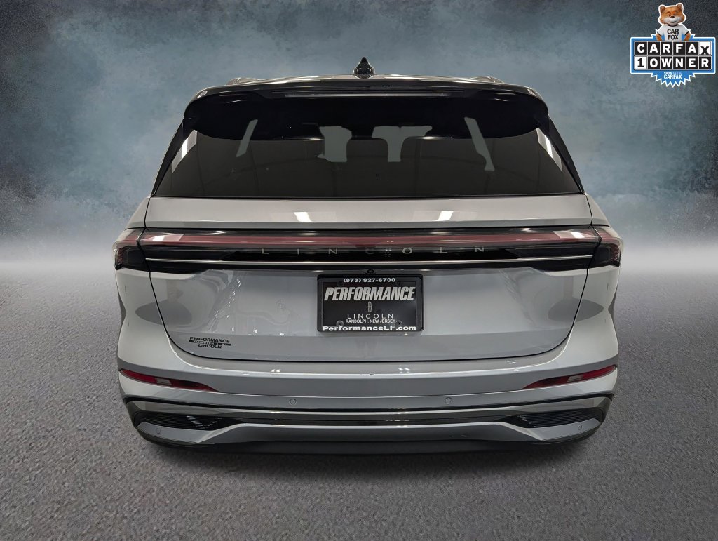 Used 2025 Lincoln Nautilus Reserve w/ Jet Appearance Package AWD/4WD image 6