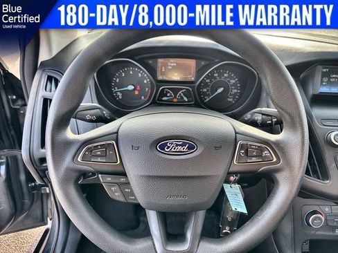 Used 2018 Ford Focus SE FWD image 23
