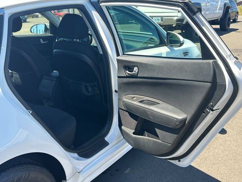 Used 2018 Kia Optima LX FWD image 29