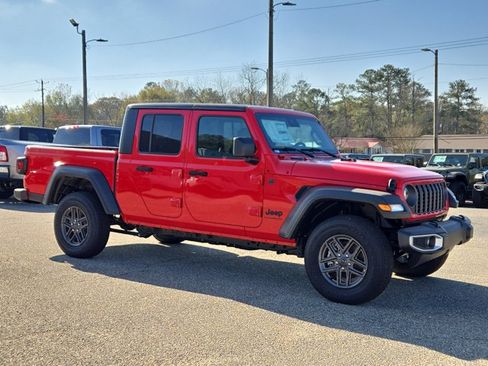 New 2025 Jeep Gladiator Sport image 4
