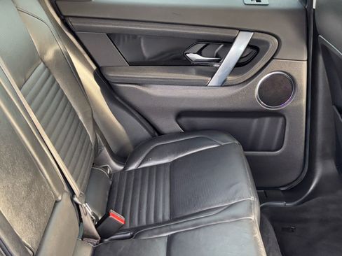 Used 2020 Land Rover Discovery Sport S image 13