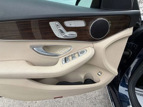 Used 2017 Mercedes-Benz C 300 Sedan image 10