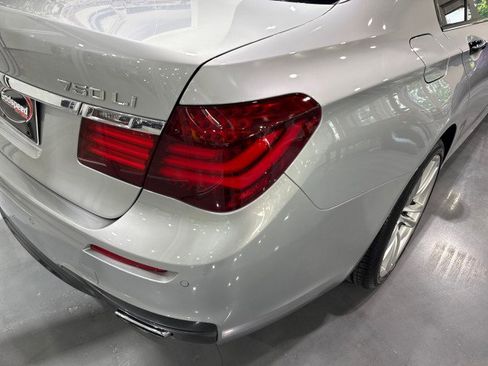 Used 2015 BMW 750Li xDrive w/ M Sport Edition AWD/4WD image 40
