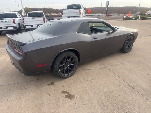 Used 2022 Dodge Challenger SXT w/ Blacktop Package image 5
