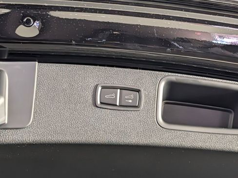 New 2026 Porsche Macan S image 18