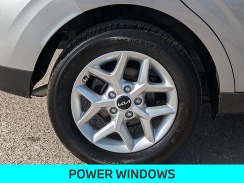 Used 2023 Kia Soul LX w/ Option Group 015 image 13