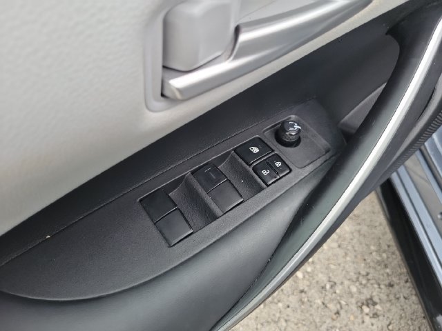 Used 2024 Toyota Corolla SE FWD image 13
