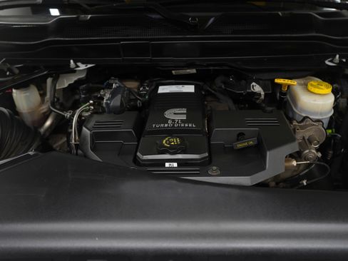Used 2021 RAM 3500 Laramie AWD/4WD image 32