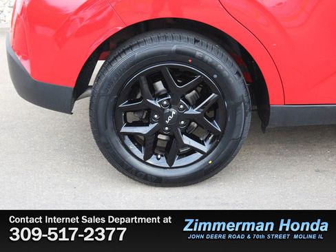 Used 2023 Kia Soul LX w/ LX Technology Package image 21