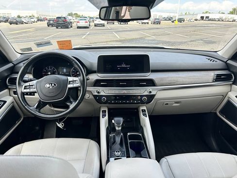 Used 2021 Kia Telluride EX w/ EX Premium Package AWD/4WD image 18