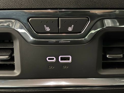 New 2026 GMC Sierra 1500 SLT w/ SLT Premium Package image 6