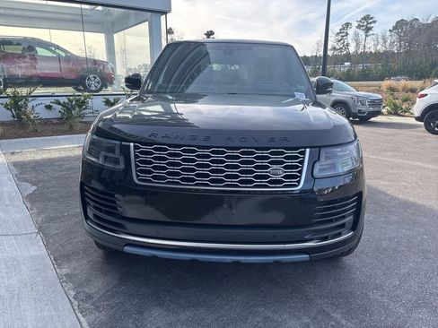 Used 2020 Land Rover Range Rover HSE image 3