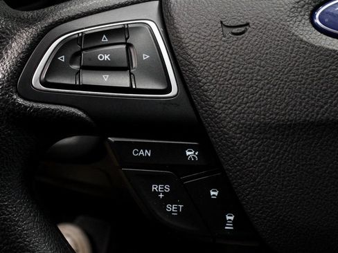 Used 2018 Ford Escape SE w/ Ford Safe & Smart Package FWD image 24