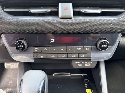 New 2026 Subaru Outback Limited AWD/4WD image 31