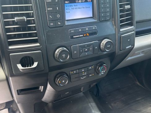 Used 2020 Ford F150 XL w/ Equipment Group 101A Mid RWD image 11