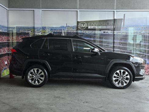 Certified 2023 Toyota RAV4 XLE Premium image 4