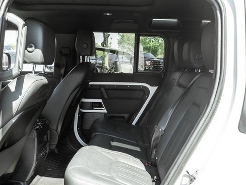 Used 2022 Land Rover Defender 110 S AWD/4WD image 23