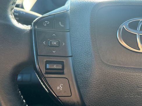 Used 2024 Toyota bZ4X XLE image 21