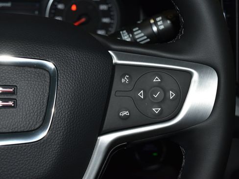 Used 2024 GMC Terrain SLT w/ Tech Package AWD/4WD image 11