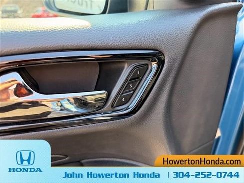 Used 2025 Dodge Durango R/T image 13