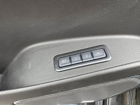 Used 2017 Chevrolet Tahoe LT w/ LT Signature Package RWD image 21