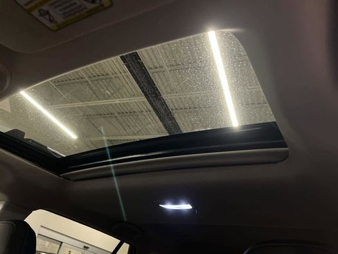 Used 2025 Subaru Outback Touring image 13