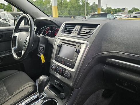 Used 2014 GMC Acadia SLE FWD image 46