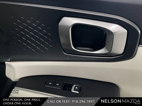 Used 2025 Kia Sorento S w/ Panoramic Sunroof Package image 45