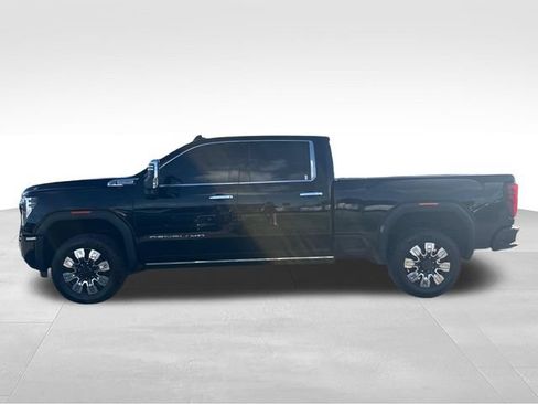 Used 2024 GMC Sierra 2500 Denali w/ Denali Reserve Package AWD/4WD image 2