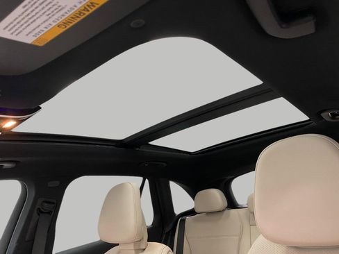 New 2026 Mercedes-Benz GLC 300 4MATIC image 30