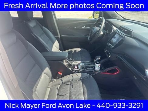 Used 2023 Chevrolet TrailBlazer RS w/ Convenience Package FWD image 10