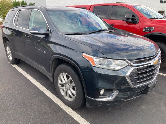 Used 2020 Chevrolet Traverse LT w/ Driver Confidence II Package AWD/4WD image 1