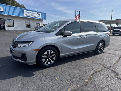 Used 2025 Honda Odyssey EX-L image 2