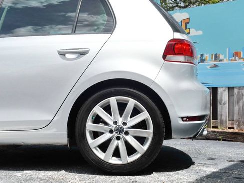 Used 2011 Volkswagen Golf TDI FWD image 10
