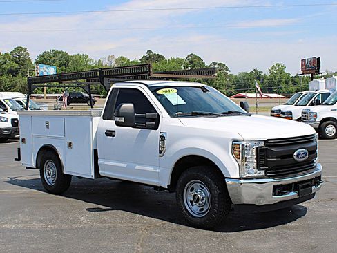 Used 2019 Ford F250 XL w/ XL Value Package RWD image 3