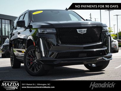 Used 2023 Cadillac Escalade V w/ LPO, ONYX Package