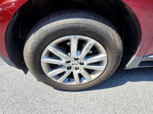 Used 2013 Ford Edge SEL FWD image 3