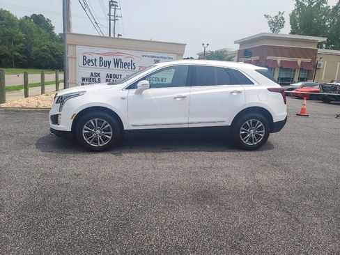 Used 2021 Cadillac XT5 Premium Luxury FWD image 4