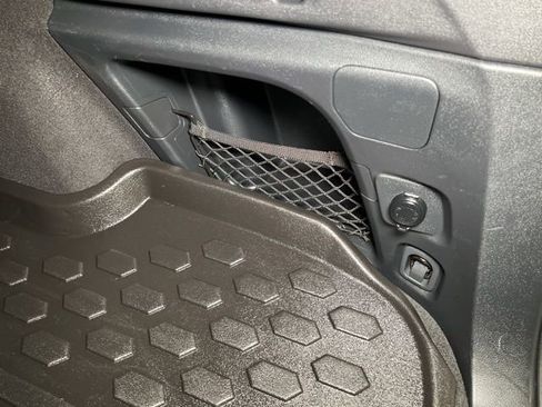 Used 2022 Subaru Outback Premium image 58