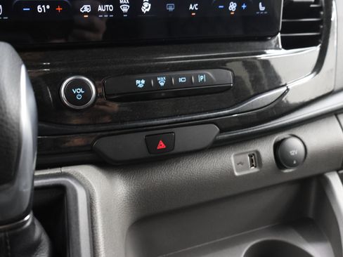 Used 2026 Ford Transit 250 148 Medium Roof Extended AWD image 43