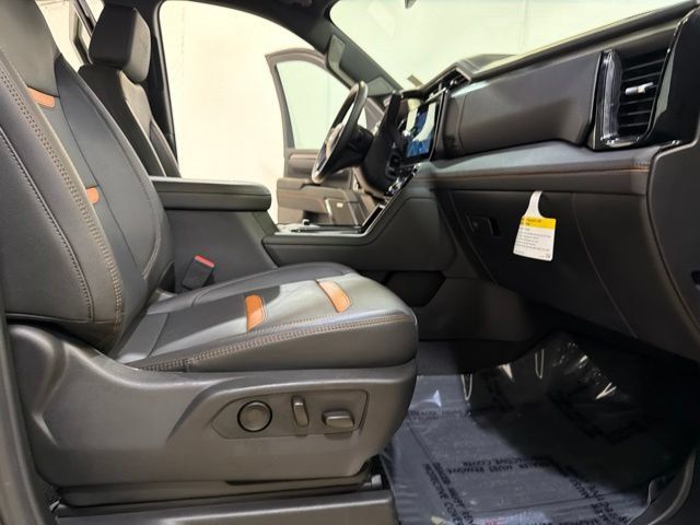 Used 2026 GMC Sierra 2500 AT4 AWD/4WD image 25