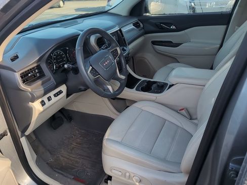 Used 2023 GMC Acadia Denali w/ Denali Ultimate Package image 13