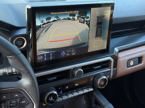 Certified 2026 Toyota 4Runner Limited AWD/4WD image 16