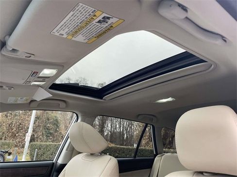 Used 2019 Subaru Outback 2.5i Limited image 7