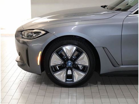 Certified 2023 BMW i4 eDrive35 RWD image 4