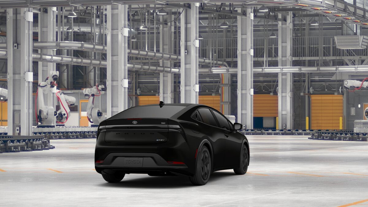 New 2027 Toyota Prius Plug-In Hybrid FWD image 9