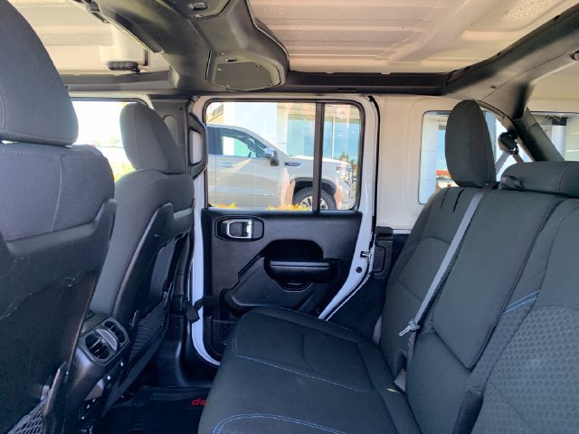 Used 2024 Jeep Wrangler Unlimited Rubicon 4xe AWD/4WD image 16