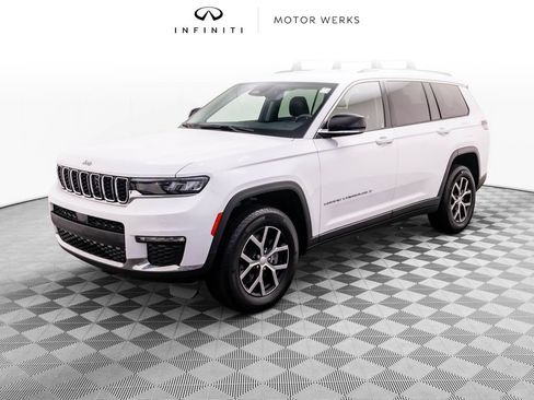 Used 2023 Jeep Grand Cherokee L Limited AWD/4WD image 1