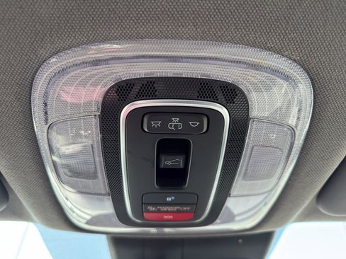 Used 2024 Hyundai Elantra SEL w/ Convenience Package image 22